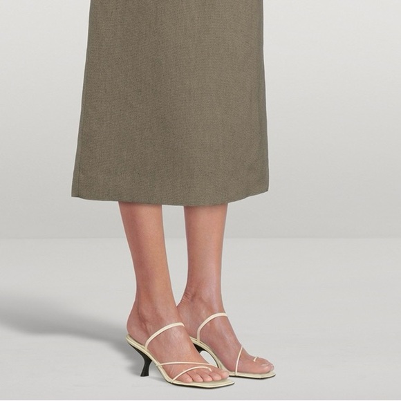 The Row Shoes - THE ROW Rai Leather Mules Size 36